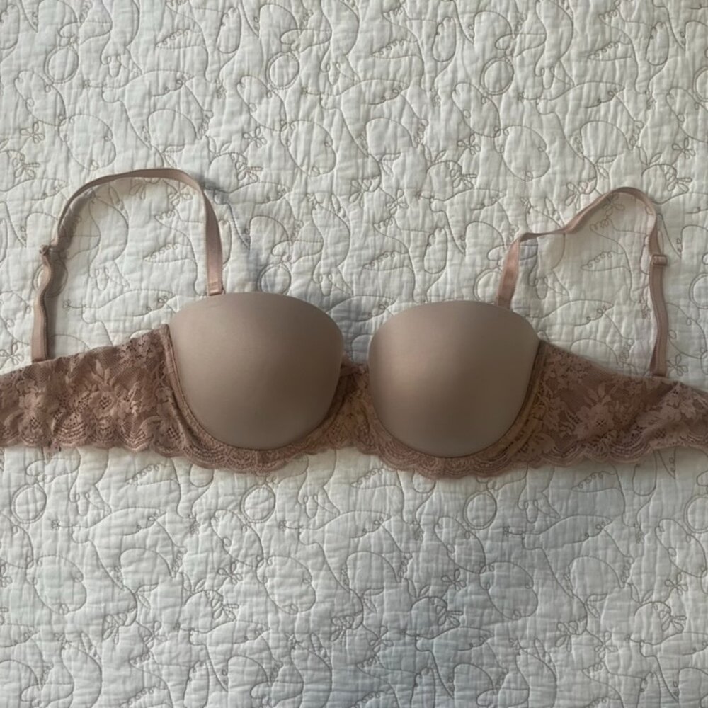 Victoria's Secret Dream Angels Strapless Lightly Lined Lace Bra - 34D